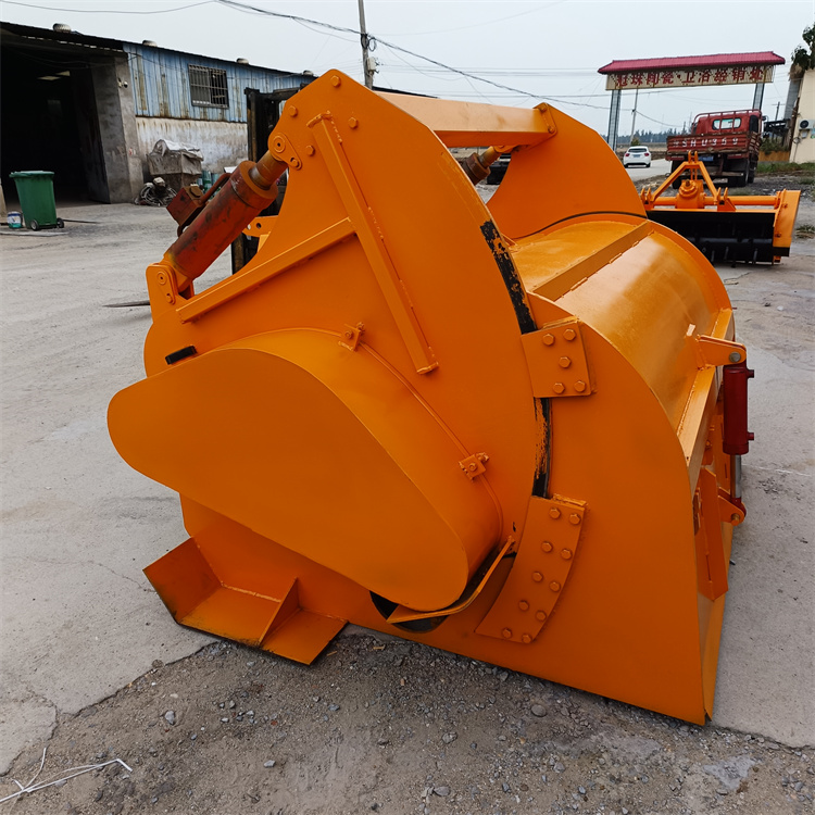 1.8米三排链条大箱体灰土拌和机 路面三七土路拌机 后桥式拌合机厂