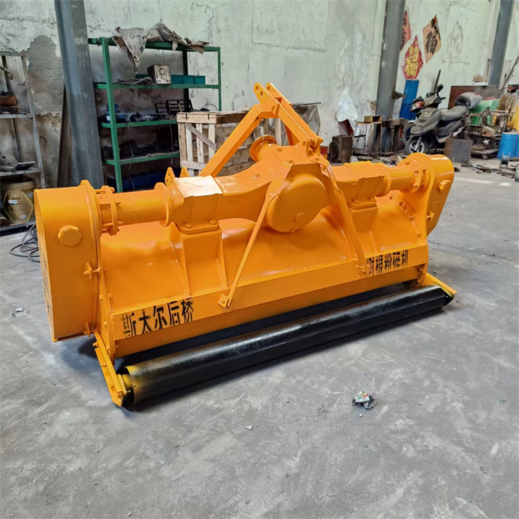 果园干湿树墩粉碎设备 加厚传动合金链条树根打碎机 白皮松破碎机