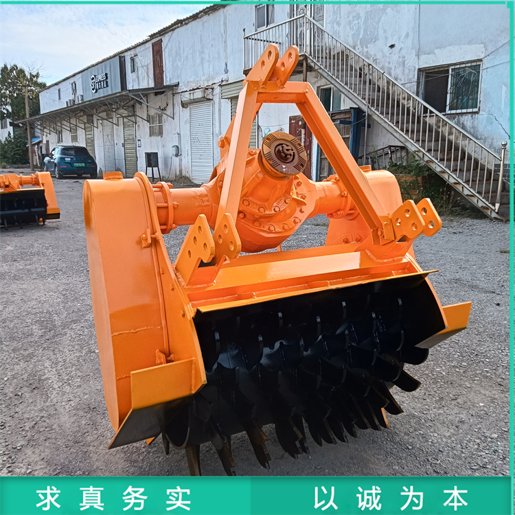 1.2米牵引式树根粉碎机 果园干湿树墩破碎机 打树桩机器