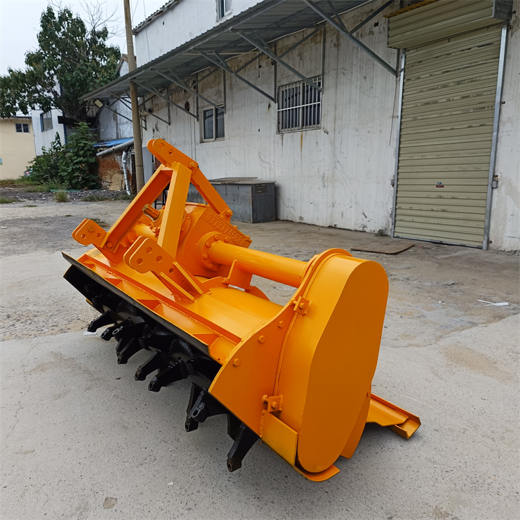 斯太尔后桥灰土拌和机 拌合深度30cm 牵引式大宝马路拌机