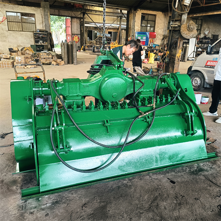 香蕉树粉碎粉碎机 1.8米小型树枝打碎机 松树退林还田机