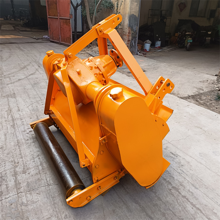 30公分树根粉碎机 退林还耕树枝打碎机 斯太尔后桥核桃树打树机