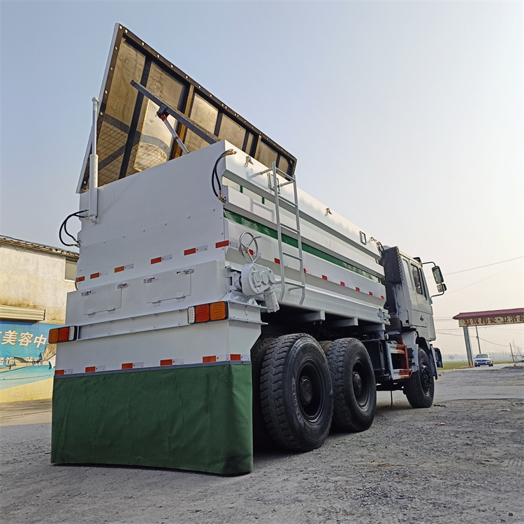 市政工程自走式撒布车 大容量16方撒灰机 粉料撒料车