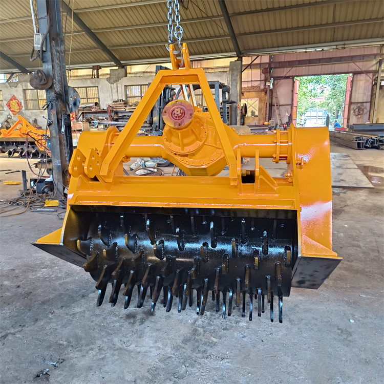 升级款树枝树根粉碎机 木头疙瘩树墩破碎机 合金刀头树根粉树机