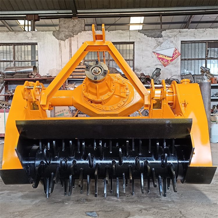 1800型斯太尔后桥树枝粉碎机 常压操作 树干破碎机厂家