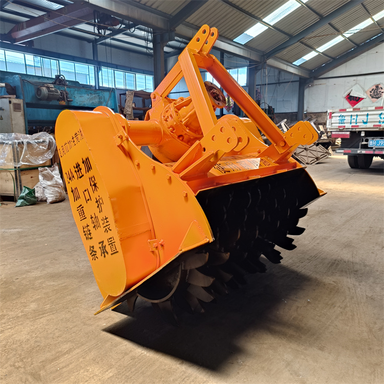 1.2米树疙瘩粉碎机 斯太尔后桥树根破碎机 粉碎松树的设备