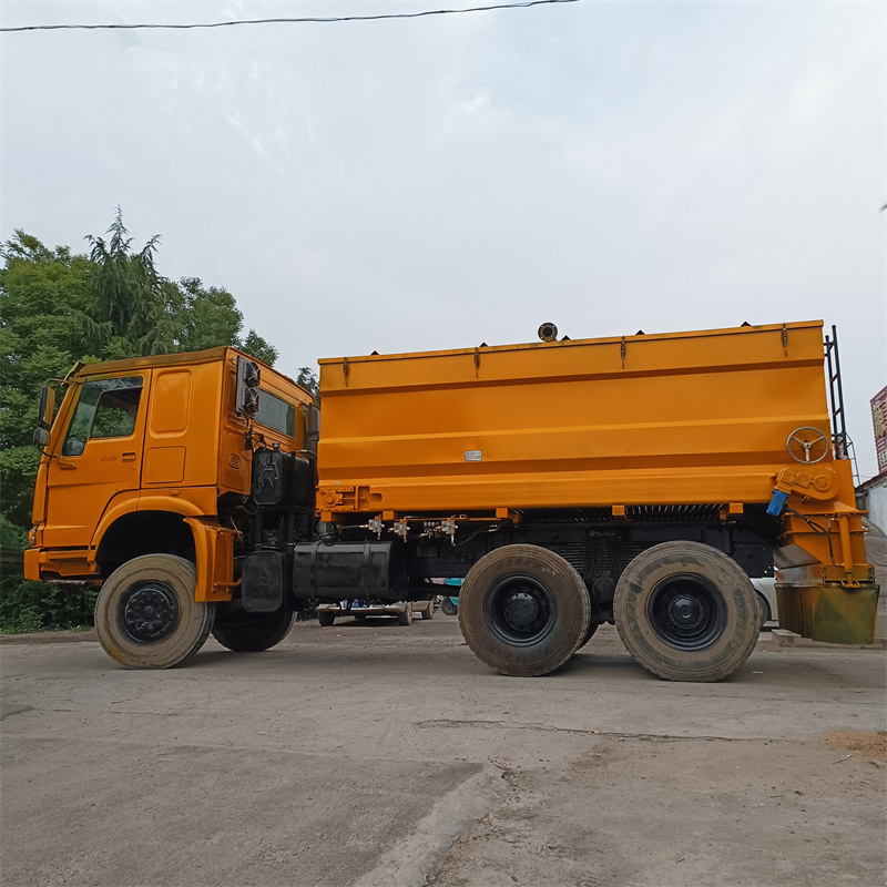 工程道路混凝土石灰铺料机 电脑控制铺灰车 白灰水泥撒布车
