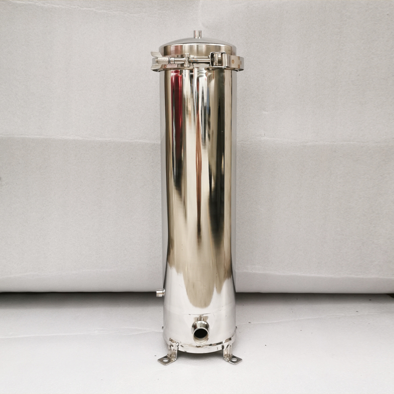 多规格304不锈钢过滤-器供应 自来水处理净水机 40寸5芯保安过滤器