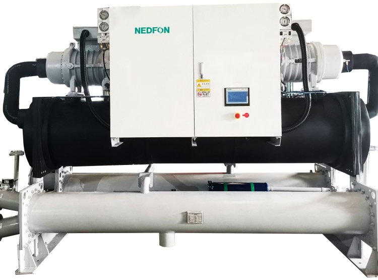 水冷螺杆式冷水机组（干式）工业制冷设备 节能环保 绿岛风