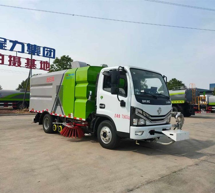 东风多利卡5方洗扫车 程力10方扫路车厂家 二手天锦吸尘车