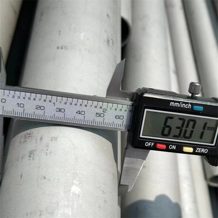 304不锈钢无缝管 工业级小口径管 57*3.5 喷砂 污水处理厂用管