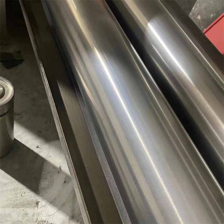 316L不锈钢管 BA级光亮退火管 219*8酒厂物料输送管道