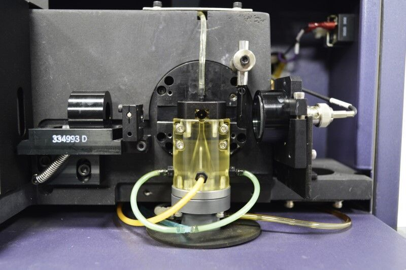 赛默飞流式细胞仪4种激光和13个参数的检测磁性微粒技术易操作