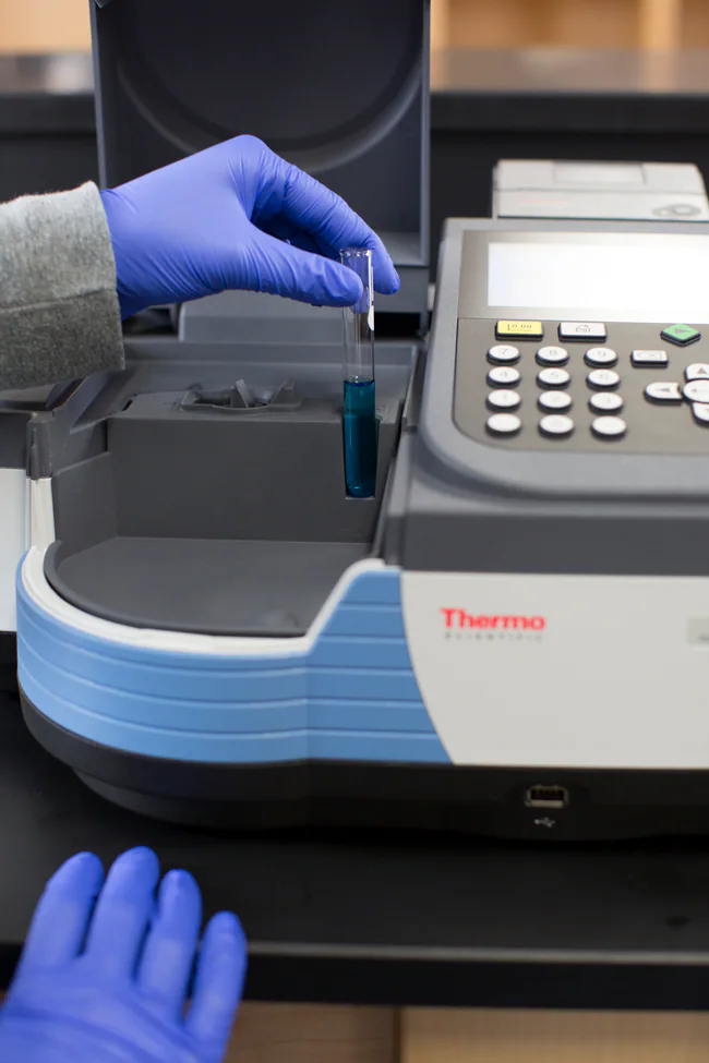 Thermo Scientific赛默飞NanoDrop™ Eight 分光光度计