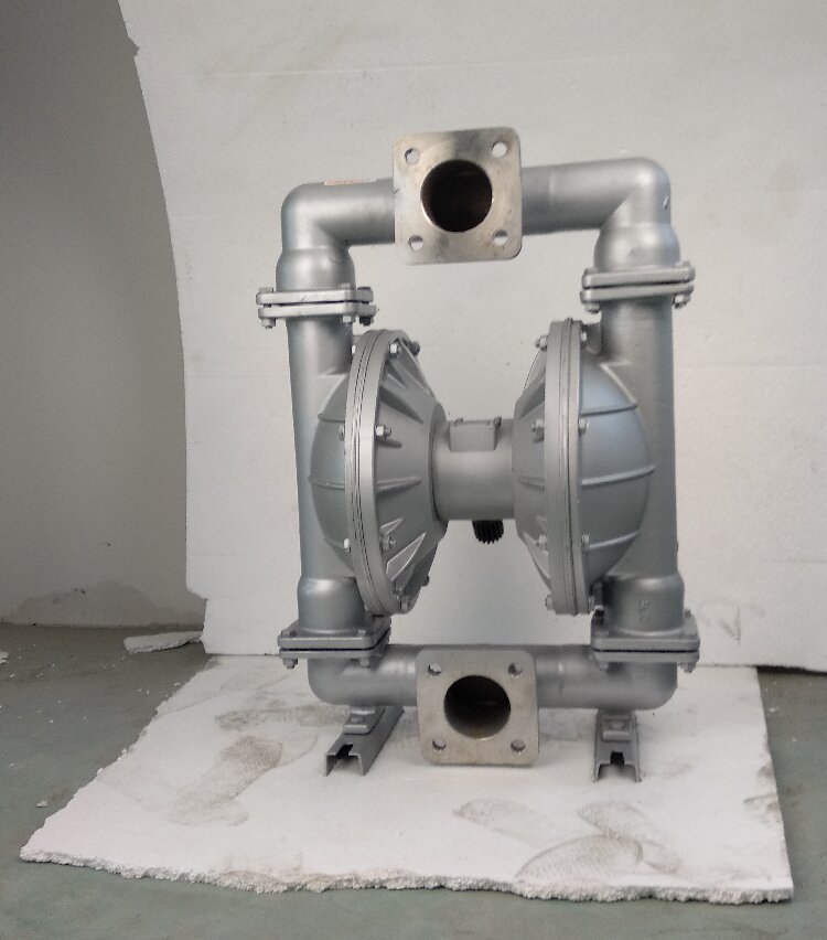 不锈钢气动隔膜泵Q B Y-100专业制造 龙洋 现货充足