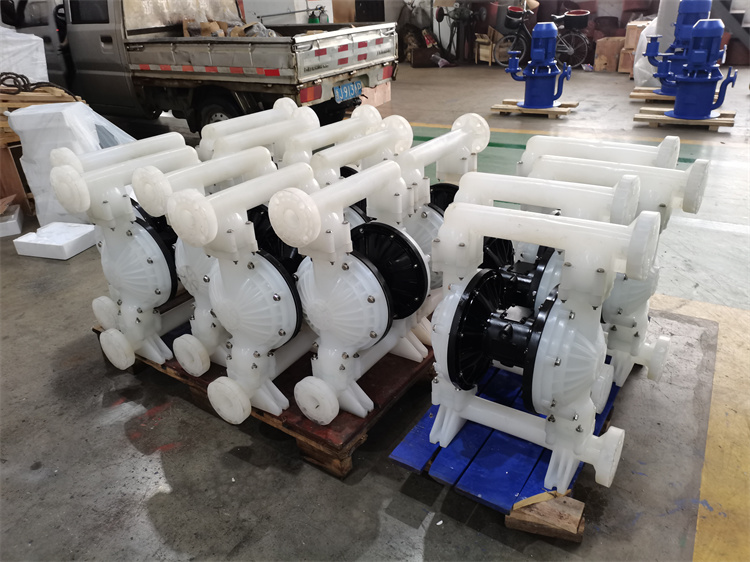 龙洋泵阀 QBY-65塑料气动隔膜泵 做工精细扬程高