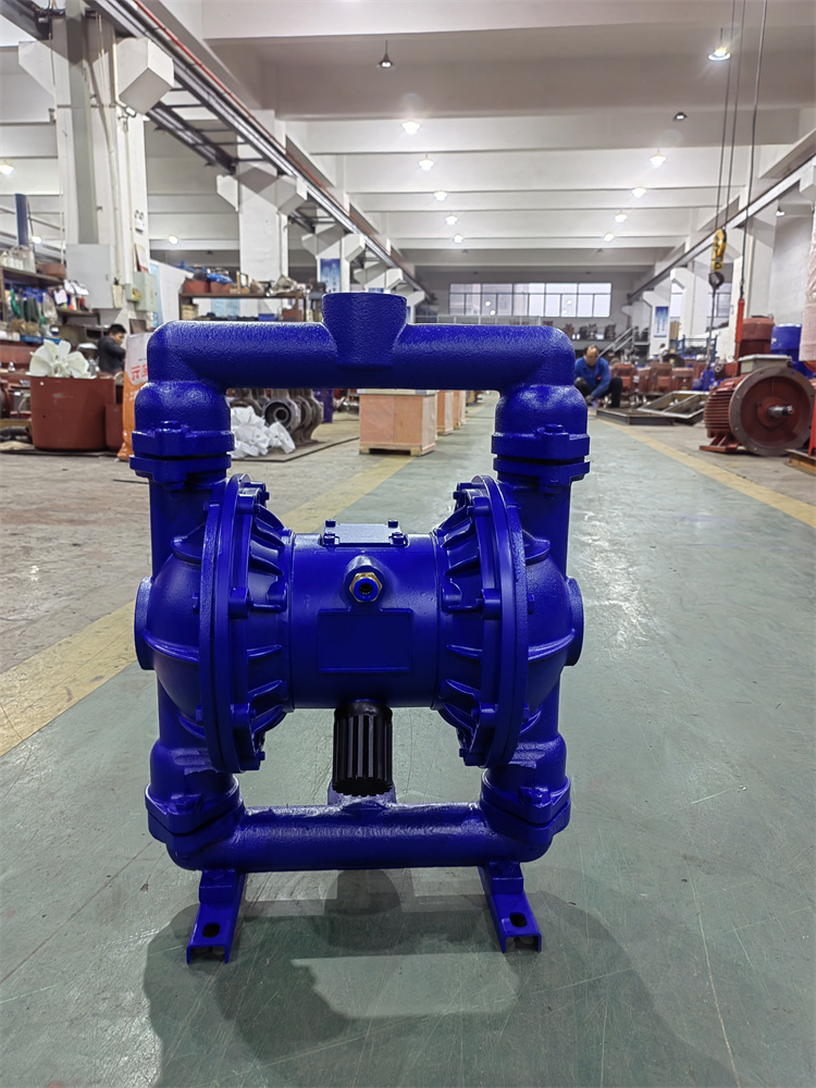 龙洋泵阀 QBY-40铸铁气动隔膜泵 抽光吸尽高粘度易燃的液体