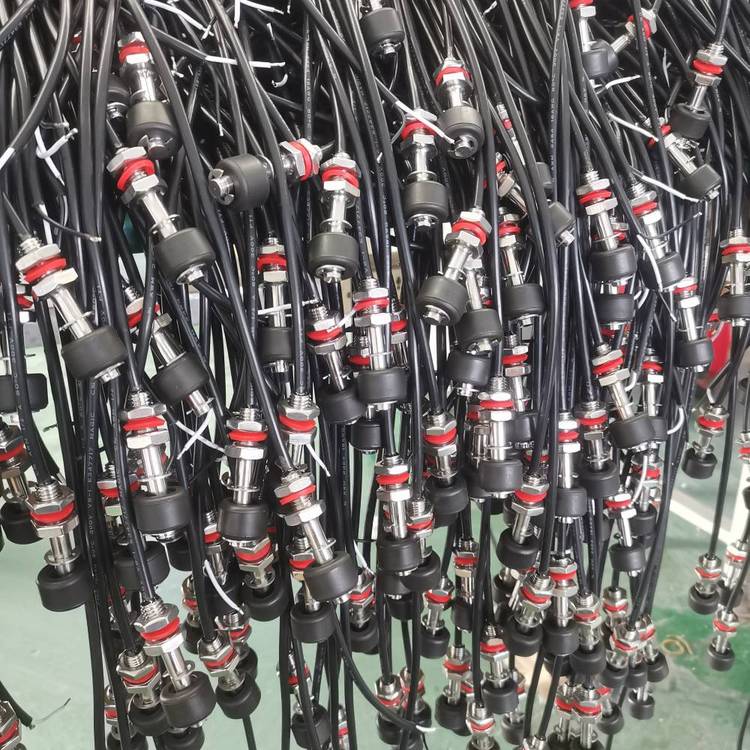 304不锈钢小型浮球开关 水箱水泵液位控制器水位传感器
