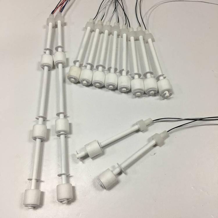 PP塑料小浮球开关 液位控制器 上水排水防腐蚀耐酸碱油位传感器