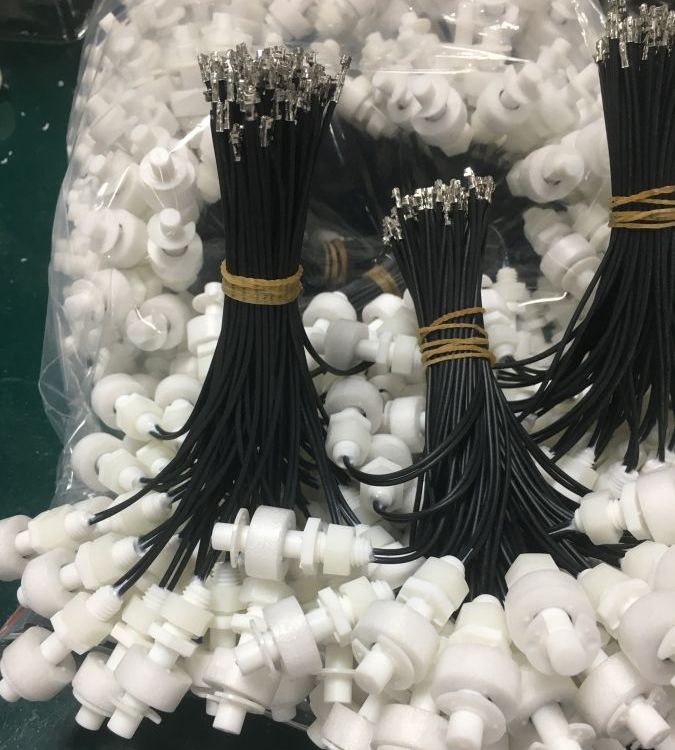 美的水位开关 饮水机缺水报警液位传感器 PP浮球液位开关厂
