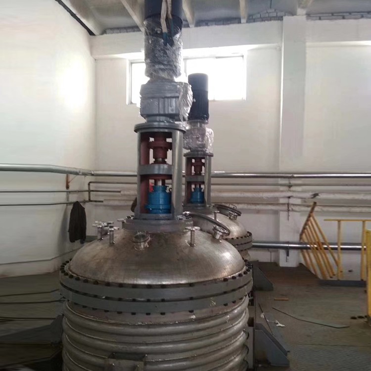 搪玻璃反应釜 石油行业用 传热面积大 混合均匀