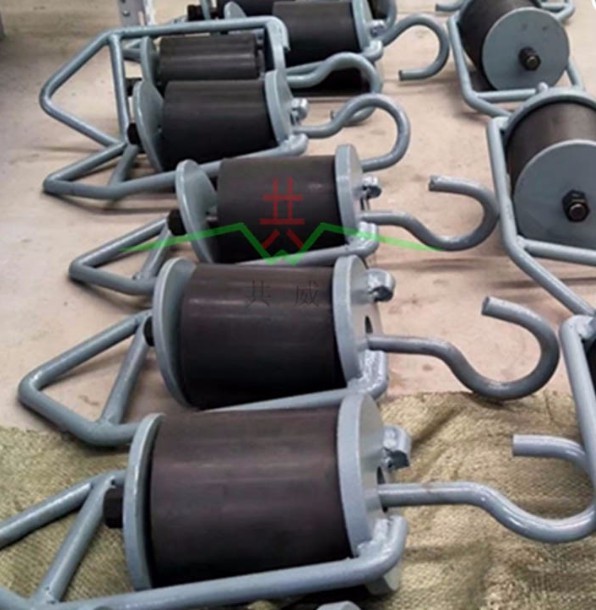 威 电机减震吊挂弹簧 圆柱形橡胶制品 性能优越 品质保障